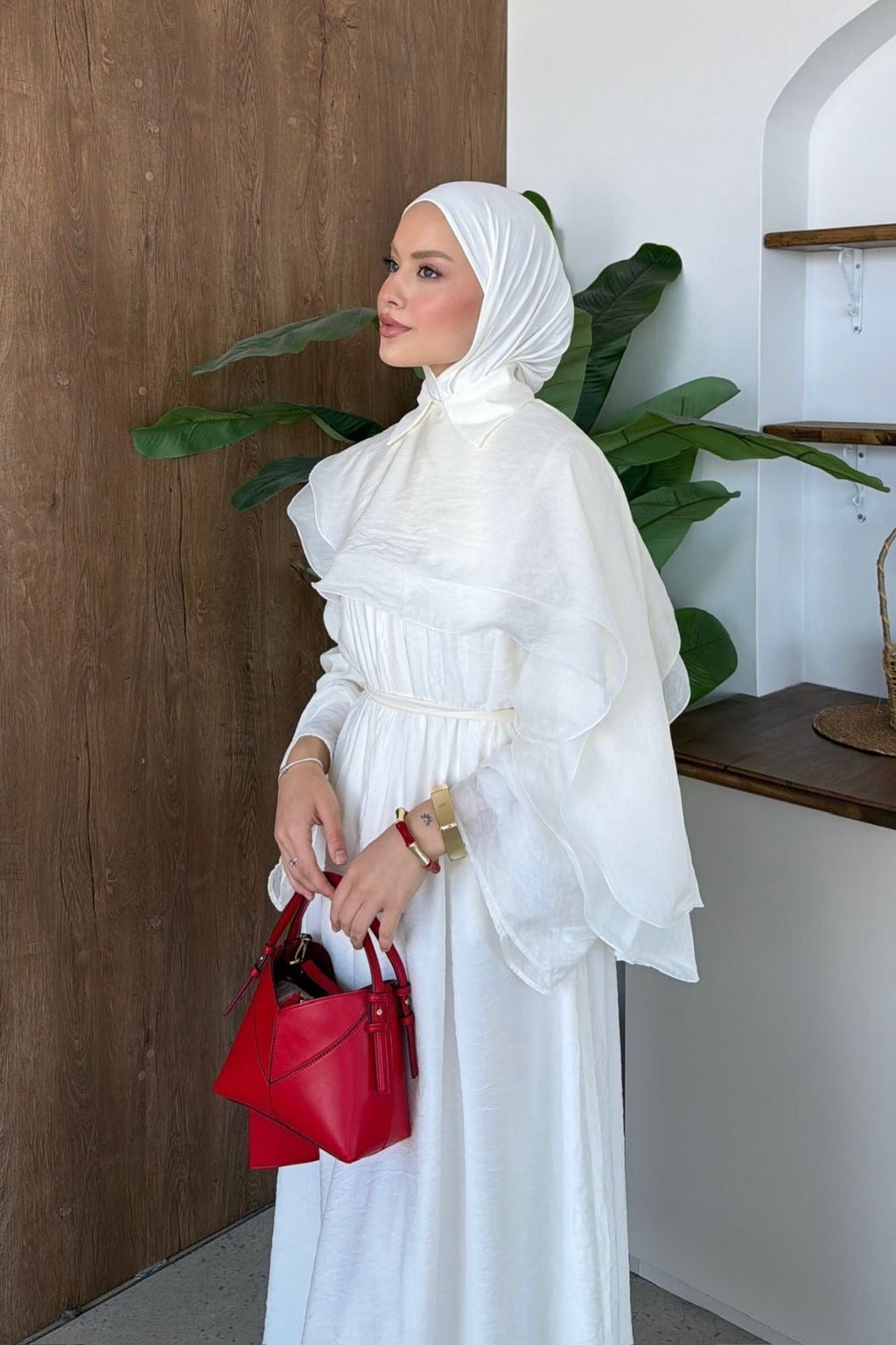 Ezel Pelerinli Elbise