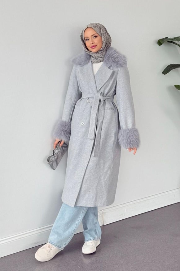 Gece Yakası Kürklü Kaban