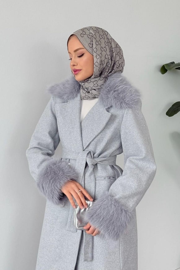 Gece Yakası Kürklü Kaban