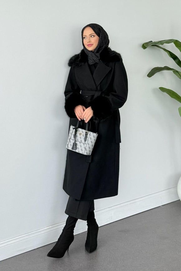 Gece Yakası Kürklü Kaban