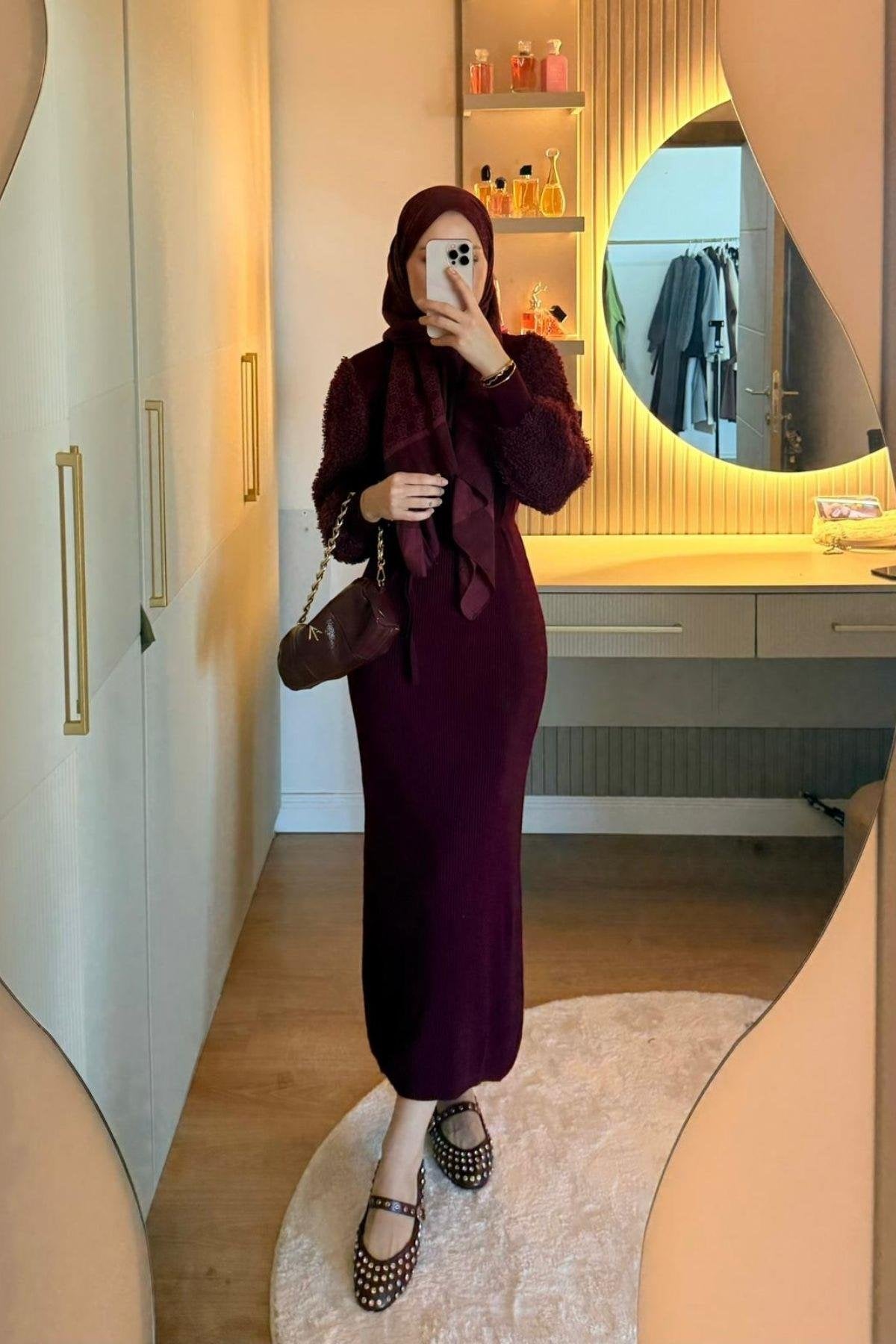 Kolu Peluş Triko Elbise