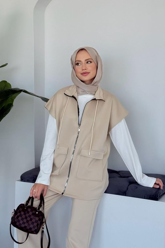 Laura Scuba Yelekli Takım